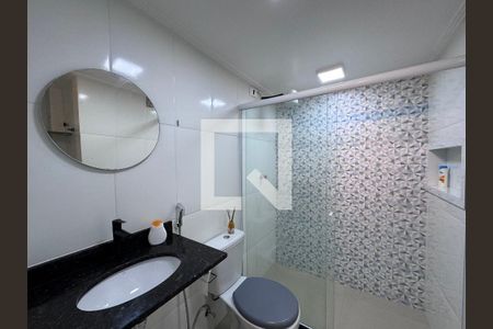 Banheiro de apartamento para alugar com 1 quarto, 60m² em Vargem Grande, Rio de Janeiro