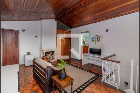 Sala de Estar de casa à venda com 3 quartos, 308m² em Espírito Santo, Porto Alegre