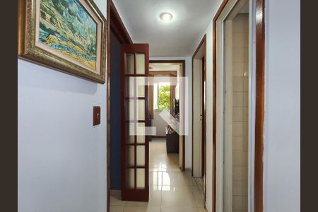 Corredor de apartamento à venda com 4 quartos, 170m² em Grajaú, Rio de Janeiro