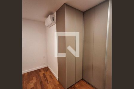 Apartamento à venda com 3 quartos, 160m² em Vila Olímpia, São Paulo