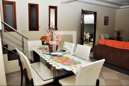 Sala 2 de casa para alugar com 4 quartos, 200m² em Jardim Sao Jose, São Paulo
