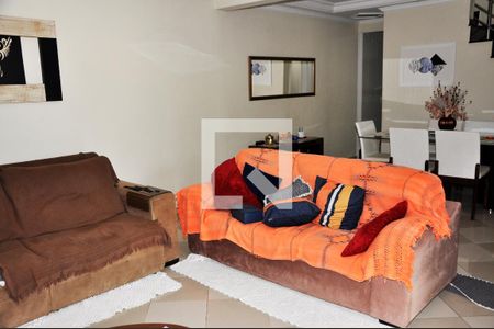 Sala 1 de casa para alugar com 4 quartos, 200m² em Jardim Sao Jose, São Paulo