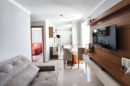 Sala de apartamento à venda com 2 quartos, 42m² em Jardim Esmeraldina, Campinas