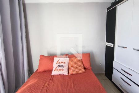Quarto 1 de apartamento à venda com 2 quartos, 42m² em Jardim Esmeraldina, Campinas