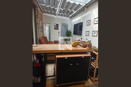 Quarto de casa à venda com 2 quartos, 70m² em Cerqueira César, São Paulo