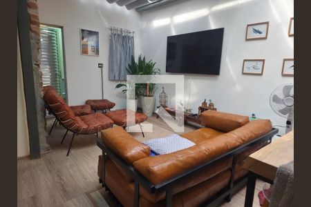Casa à venda com 2 quartos, 70m² em Cerqueira César, São Paulo
