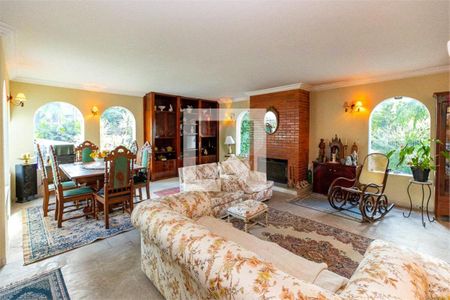 Casa à venda com 4 quartos, 600m² em Santo Amaro, São Paulo