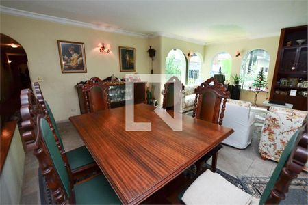 Casa à venda com 4 quartos, 600m² em Santo Amaro, São Paulo