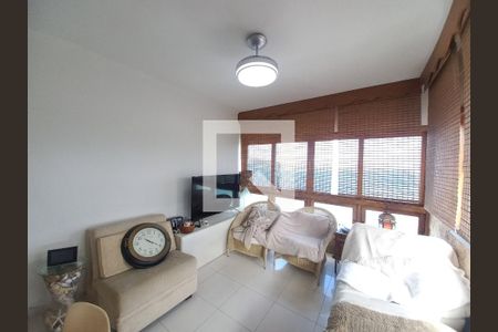 Sala de apartamento para alugar com 1 quarto, 70m² em Ilha Porchat, São Vicente