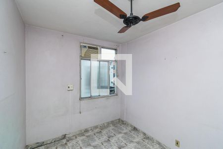 Quarto 2 de apartamento para alugar com 2 quartos, 50m² em Olaria, Rio de Janeiro