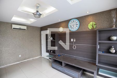 Sala 2 de casa de condomínio para alugar com 3 quartos, 600m² em Campo Grande, Rio de Janeiro