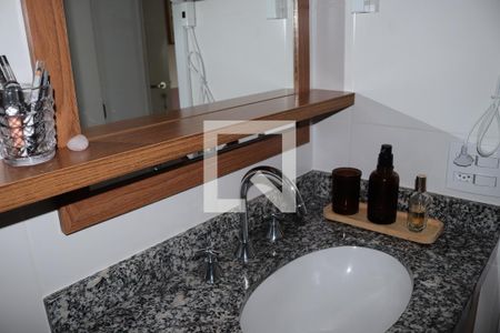 Banheiro de apartamento à venda com 1 quarto, 36m² em Campos Elíseos, São Paulo