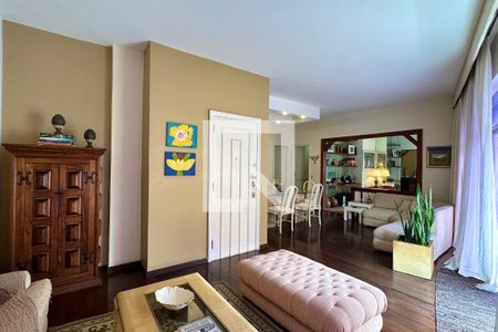 Sala de apartamento à venda com 4 quartos, 130m² em Copacabana, Rio de Janeiro