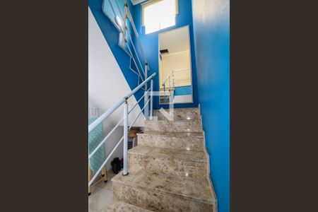 Escada de casa à venda com 3 quartos, 120m² em Jardim Jamaica, São Paulo