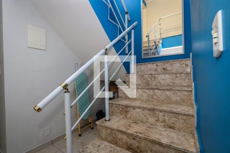 Escada de casa à venda com 3 quartos, 120m² em Jardim Jamaica, São Paulo