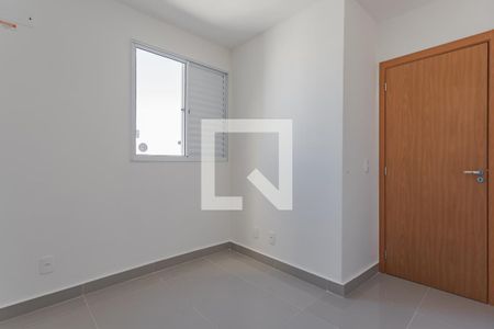 Quarto 2 de apartamento à venda com 2 quartos, 44m² em Costa E Silva, Porto Alegre