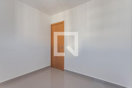 Quarto 1 de apartamento à venda com 2 quartos, 44m² em Costa E Silva, Porto Alegre