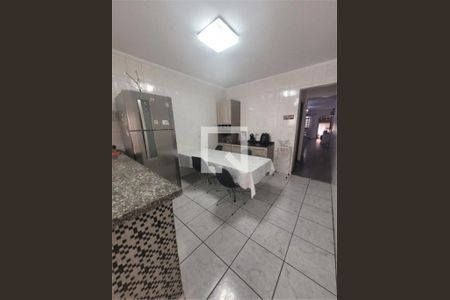 Casa à venda com 3 quartos, 136m² em Penha de França, São Paulo