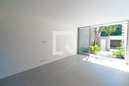 Sala/Cozinha de casa à venda com 2 quartos, 160m² em Vila da Saúde, São Paulo