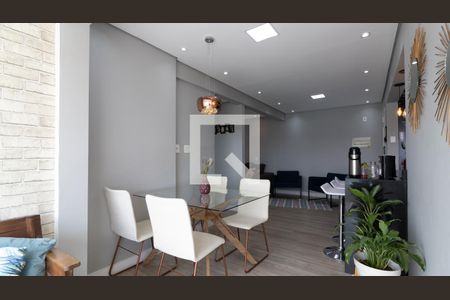 Cozinha e Área de Serviço de apartamento à venda com 2 quartos, 74m² em Vila Rio Branco, São Paulo