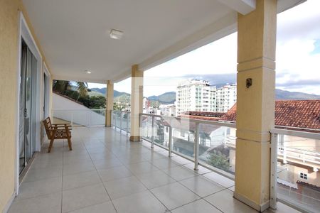 Varanda de casa de condomínio para alugar com 5 quartos, 900m² em Pechincha, Rio de Janeiro