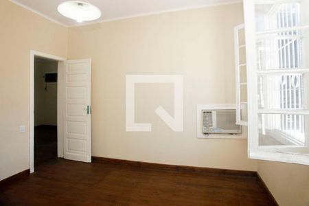 Quarto 1 de casa para alugar com 2 quartos, 117m² em São Geraldo, Porto Alegre