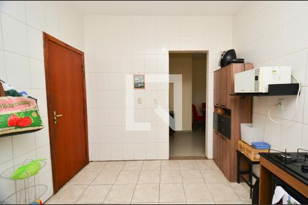 Casa 2 - Cozinha de casa à venda com 7 quartos, 193m² em Santa Cruz, Belo Horizonte