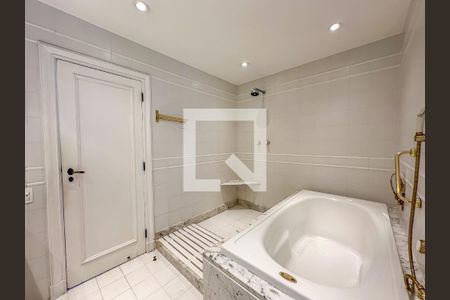 Suíte 1 Banheiro de casa à venda com 5 quartos, 395m² em Urca, Rio de Janeiro