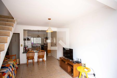 Sala de casa para alugar com 2 quartos, 150m² em Conceição, Diadema