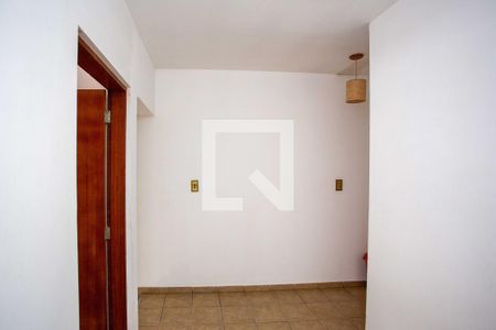 Corredor de casa para alugar com 2 quartos, 150m² em Conceição, Diadema