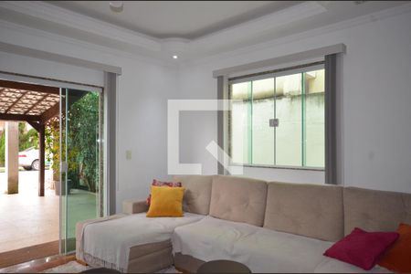 Sala de casa de condomínio para alugar com 3 quartos, 225m² em Campo Grande, Rio de Janeiro
