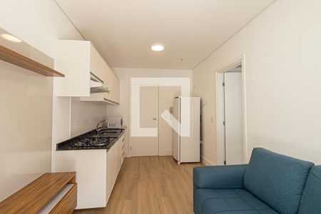 Sala/Cozinha de apartamento para alugar com 1 quarto, 57m² em Água Verde, Curitiba