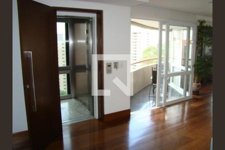 Foto 13 de apartamento à venda com 3 quartos, 220m² em Vila Andrade, São Paulo