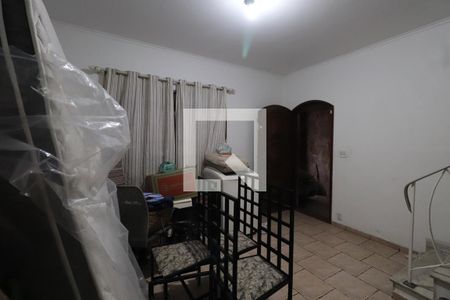 Sala de casa à venda com 6 quartos, 400m² em Vila Carrão, São Paulo