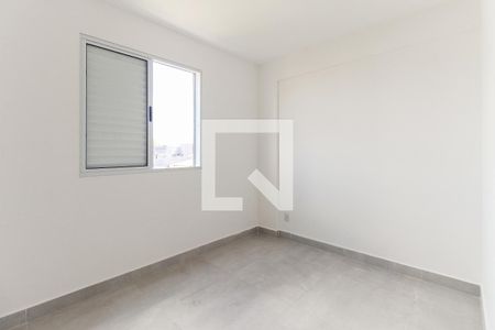 Quarto 2 de apartamento para alugar com 2 quartos, 40m² em Parque Sonia, São Paulo