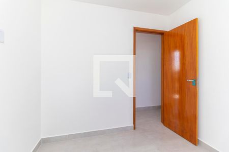 Quarto 1 de apartamento à venda com 2 quartos, 40m² em Parque Sonia, São Paulo