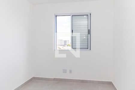 Quarto 1 de apartamento à venda com 2 quartos, 40m² em Parque Sonia, São Paulo
