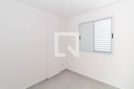 Quarto 1 de apartamento para alugar com 2 quartos, 40m² em Parque Sonia, São Paulo