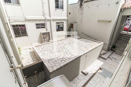 Vista da Sala de apartamento para alugar com 3 quartos, 56m² em Conjunto Residencial José Bonifácio, São Paulo