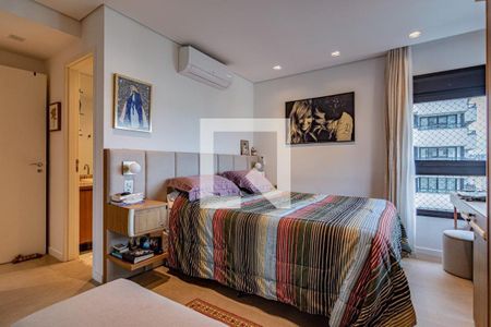 Quarto de apartamento à venda com 2 quartos, 105m² em Vila Olímpia, São Paulo