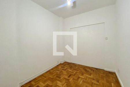 Quarto 1 de apartamento à venda com 2 quartos, 75m² em Copacabana, Rio de Janeiro