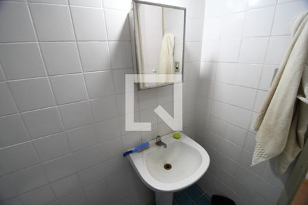 Banheiro de kitnet/studio à venda com 1 quarto, 26m² em Botafogo, Campinas
