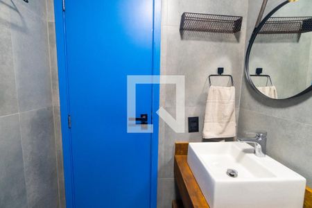 Banheiro de apartamento à venda com 2 quartos, 92m² em Vila Guarani, São Paulo