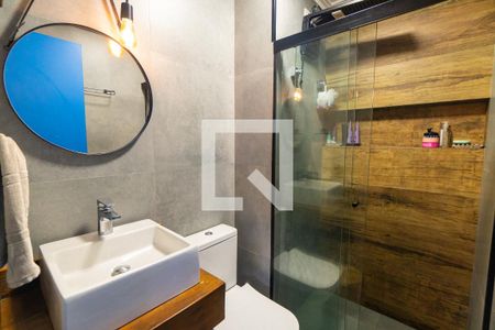 Banheiro de apartamento à venda com 2 quartos, 92m² em Vila Guarani, São Paulo