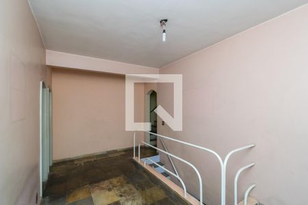 Sala do 2º andar de casa à venda com 2 quartos, 210m² em Vila da Penha, Rio de Janeiro