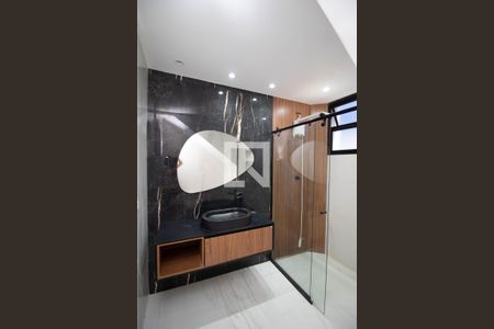 Banheiro de casa para alugar com 3 quartos, 200m² em Jardim Presidente Dutra, Guarulhos