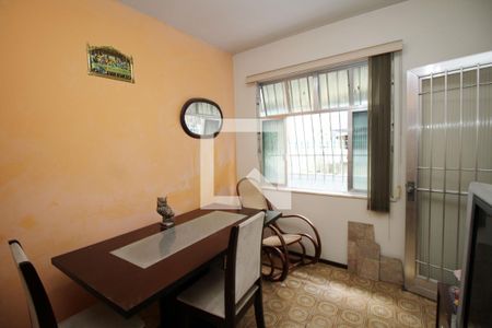 Sala de casa para alugar com 4 quartos, 297m² em Brás de Pina, Rio de Janeiro