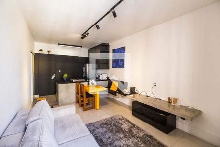Sala de TV de apartamento para alugar com 1 quarto, 55m² em Alphaville Industrial, Barueri
