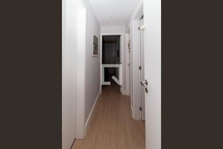 Corredor de apartamento à venda com 3 quartos, 75m² em Perdizes, São Paulo