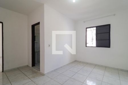 Suíte de casa para alugar com 1 quarto, 50m² em Jardim Clementino, Taboão da Serra
